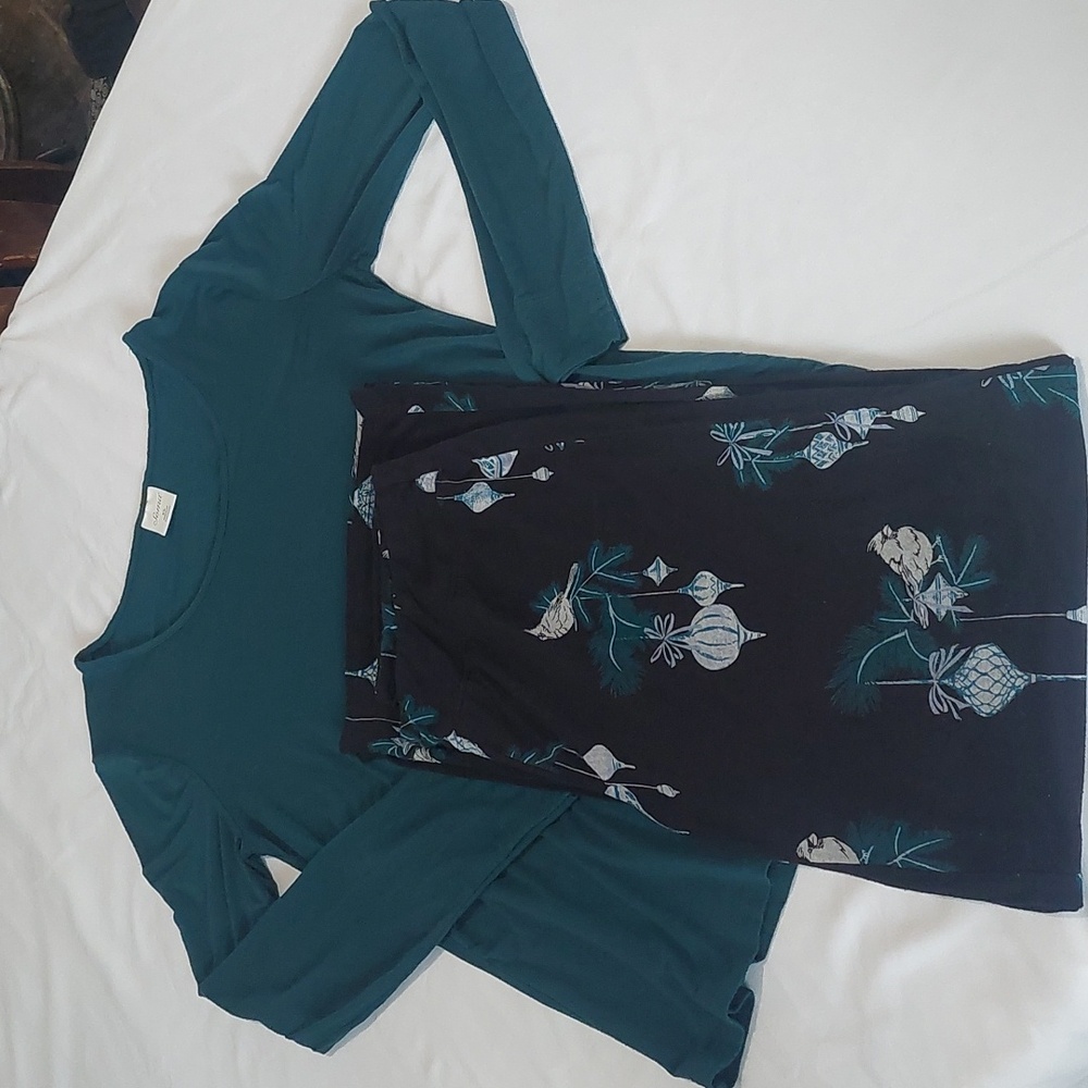 Soma Teal Long Sleeve Top with Black Patterned Lounge Pants XS Good Condition .